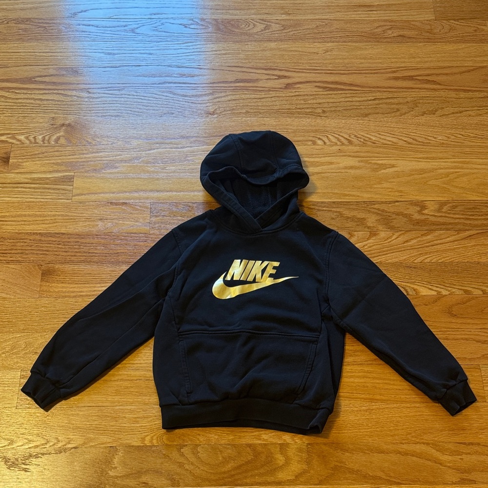BOYS size M Nike Black and Gold Hoodie Sweatshirt